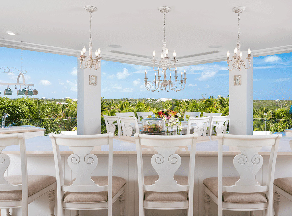 Inside the 50 Million Airbnb Estate Kylie Jenner Called Home During